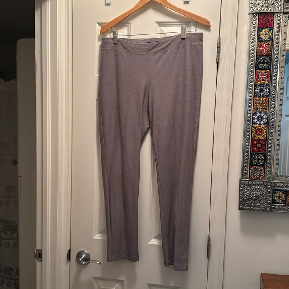Eileen Fisher stretch gray/silver stretch pants size M.